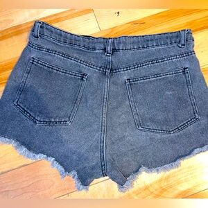 Black Jean Short, no pockets